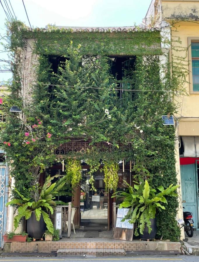 The Opposite Place Malacca Extérieur photo